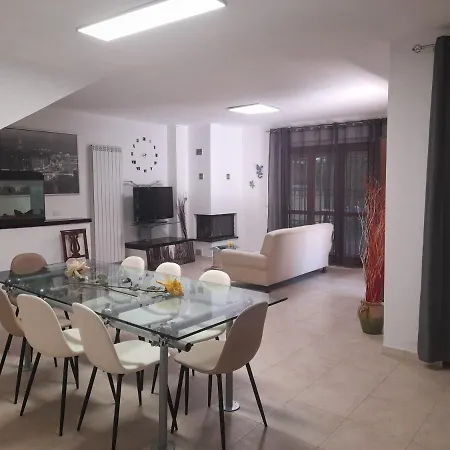Villa Oasi Dell' Arabo Montecastrilli